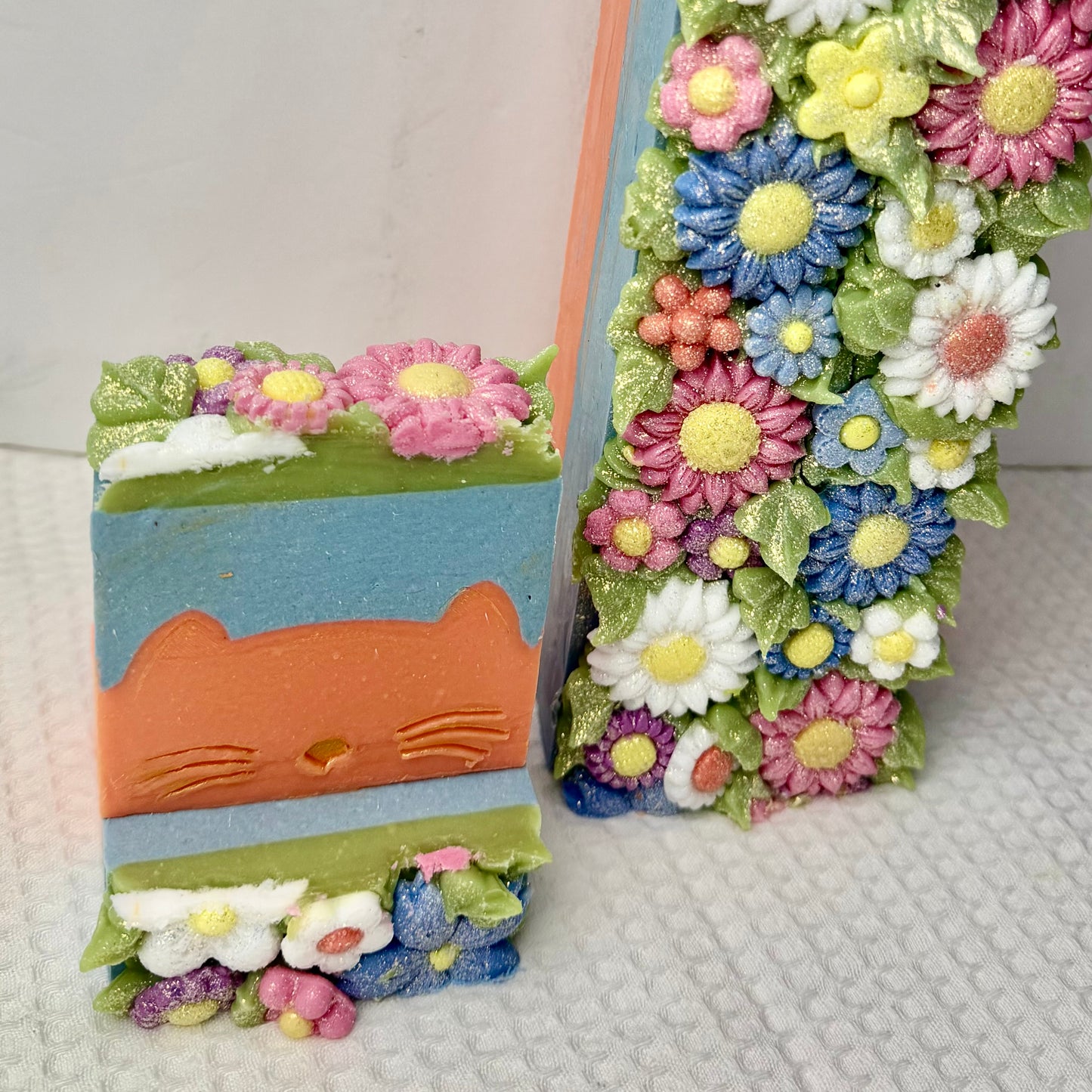 Miss Kitty "Sweet Pea"  Buttermilk & Kiefer Milk Soap