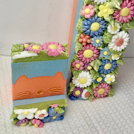Miss Kitty "Sweet Pea"  Buttermilk & Kiefer Milk Soap